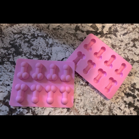 Bachelorette Decorations & Penis Moulds - Picture 1 of 7